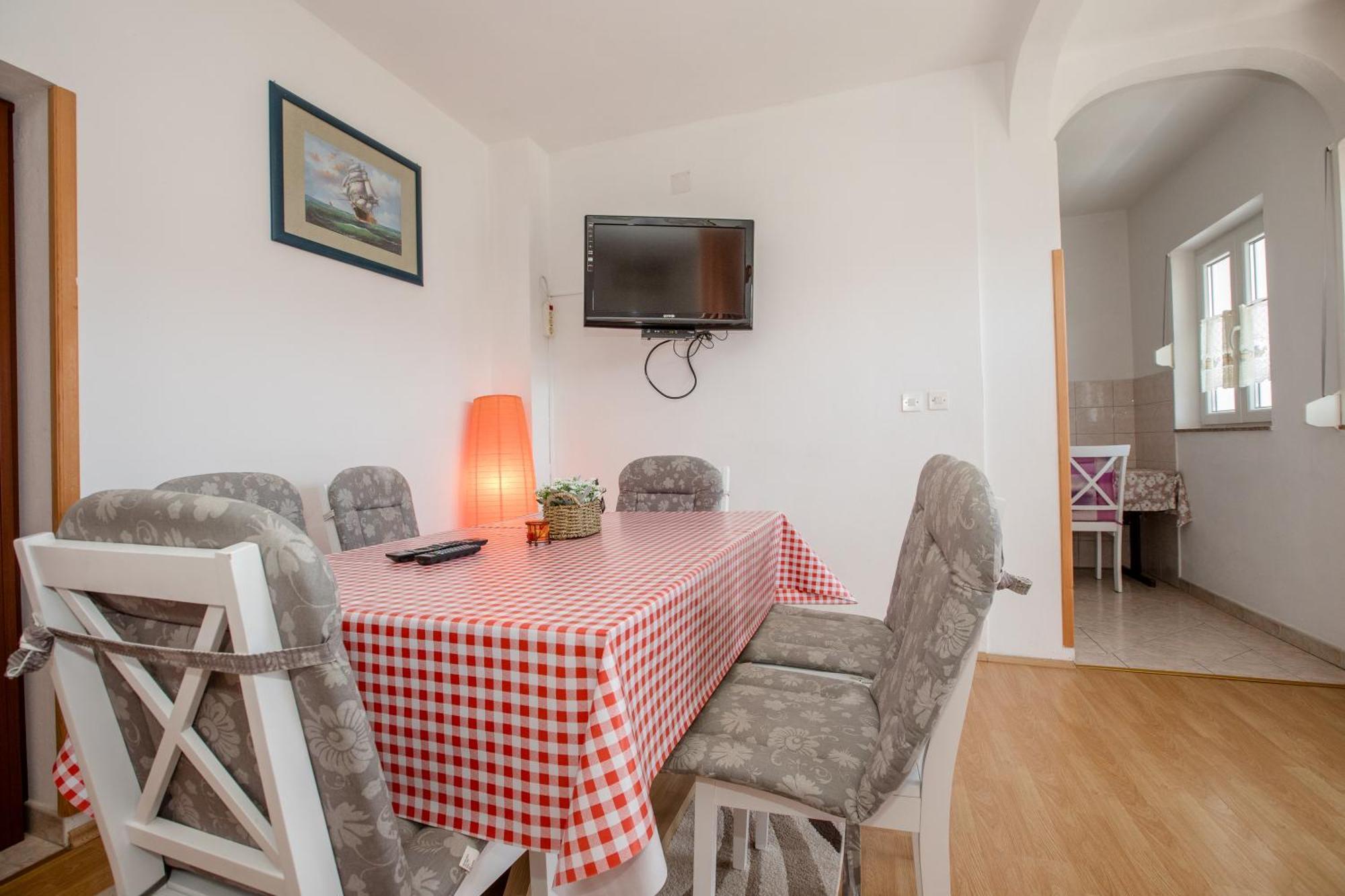 Lovely Meta Apartments Palit Екстер'єр фото