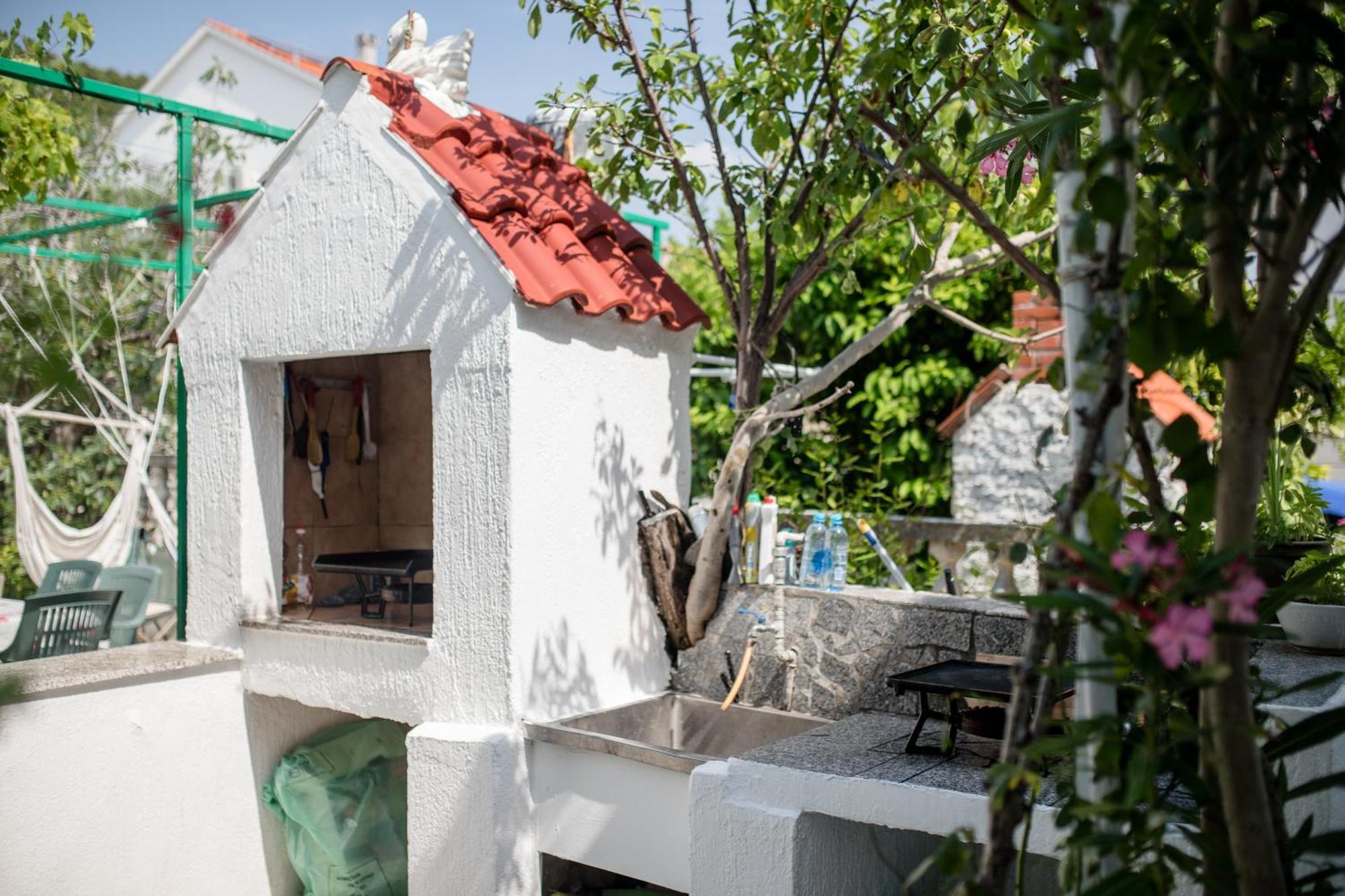 Lovely Meta Apartments Palit Екстер'єр фото