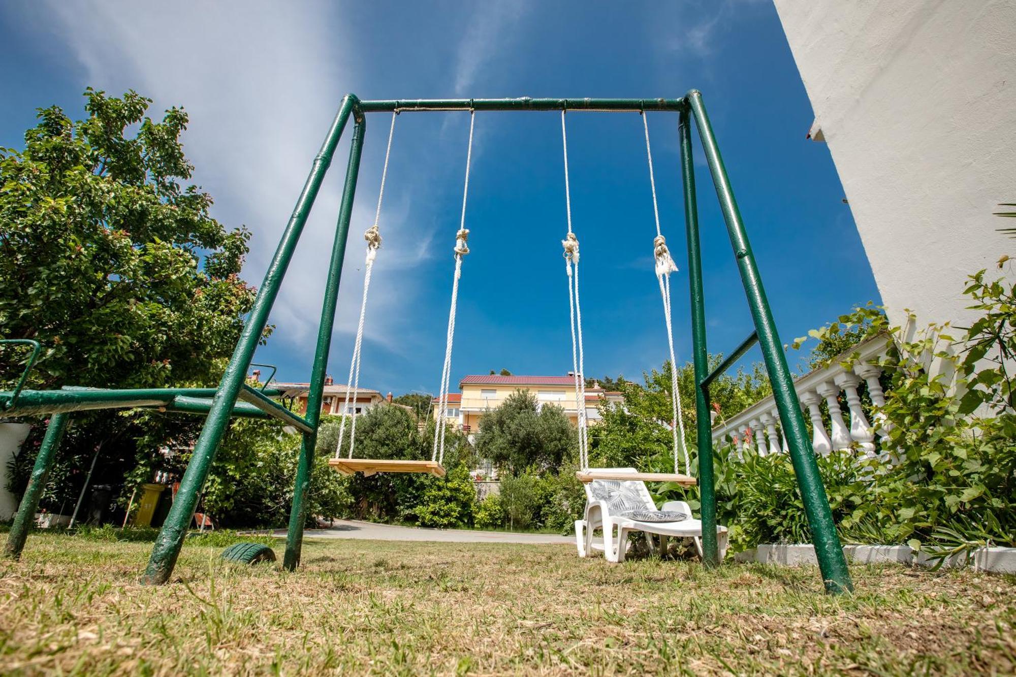 Lovely Meta Apartments Palit Екстер'єр фото