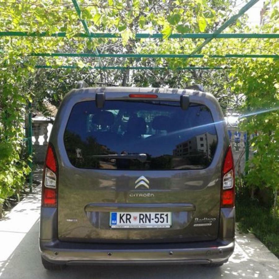 Lovely Meta Apartments Palit Екстер'єр фото
